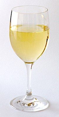 vaso vino blanco